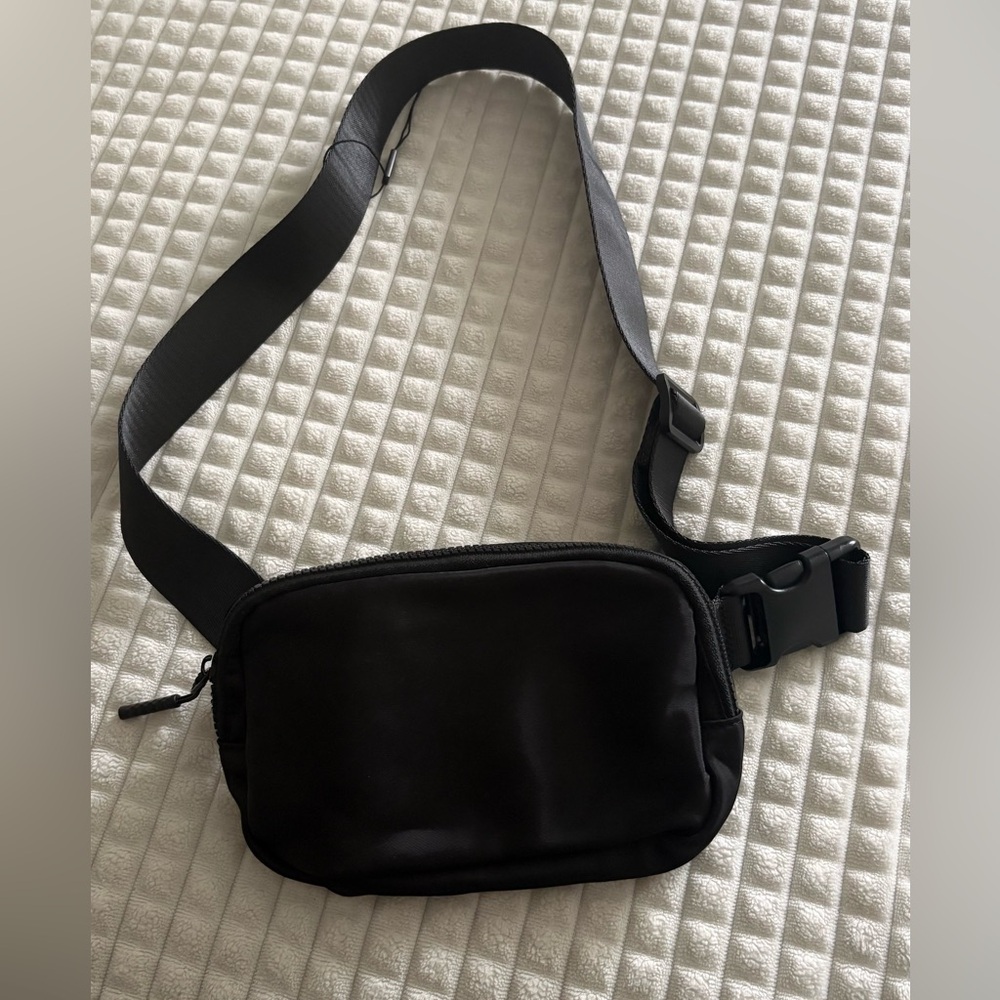 Black Crossbody Bag - Picture 2 of 4